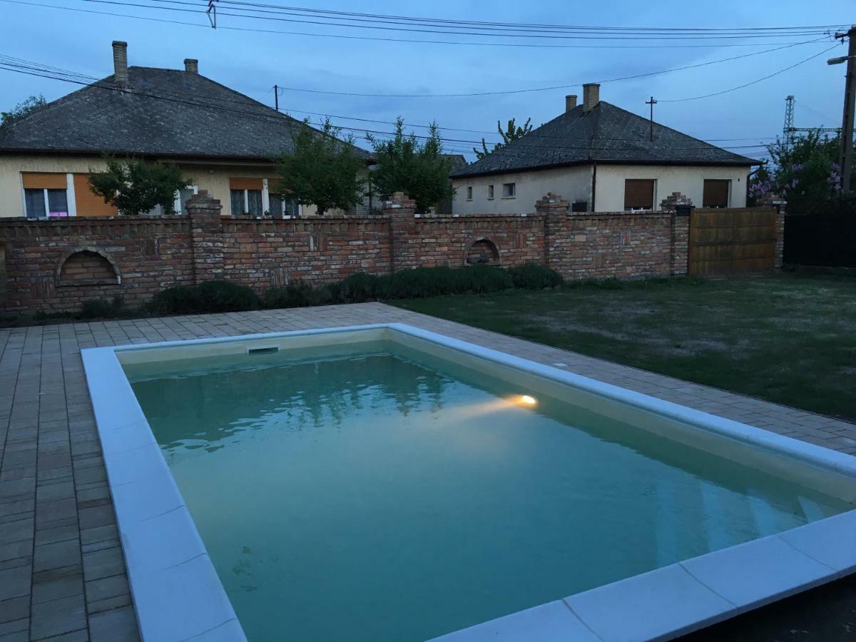 Villa Maximilian Balatonkeresztúr Zewnętrze zdjęcie